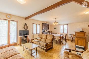 Gîte pour 6 Personnes dans Reclesne, Région d'Autun, Photo 2