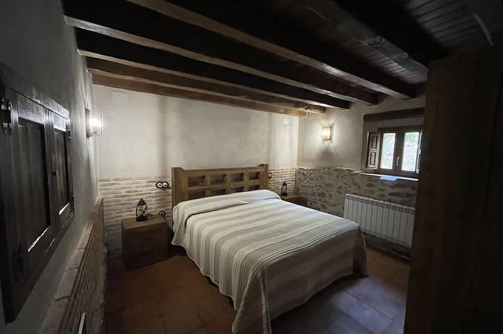 Exclusive house with ideal environment to disconnect in Hontanar, Toledo Provinz