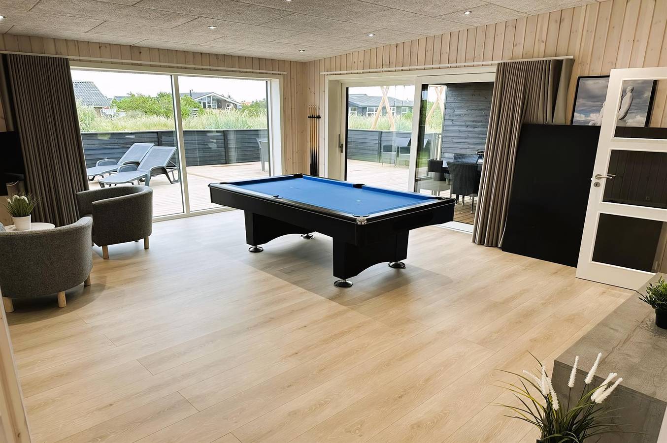 Pet friendly home in Hvide Sande with sauna in Bjerregård, Holmsland Klit