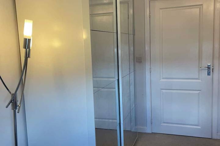 Appartement entier, Beautiful en-suite room, near train station. in Wolverhampton, Région de Birmingham