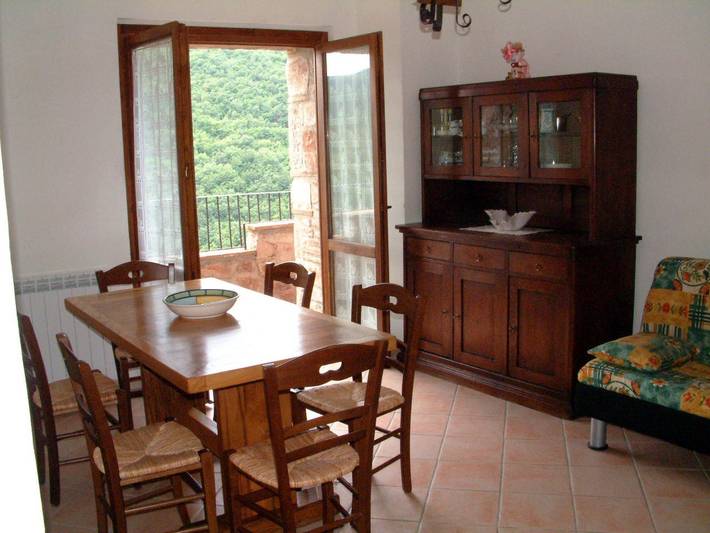 Ganze Wohnung, Arcus - Drei-Zimmer-Wohnung Fiordaliso in Acquasparta, Perugia Provinz