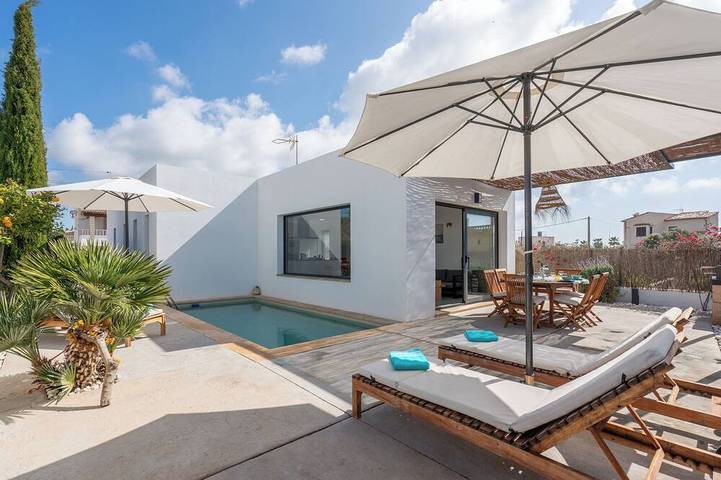 Ferienhaus für 6 Personen, mit Balkon und Garten in Es Trenc