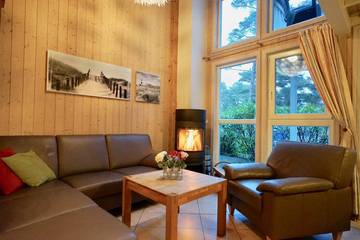 Ferienhaus für 4 Personen, mit Whirlpool und Terrasse sowie Sauna, mit Haustier in Baabe