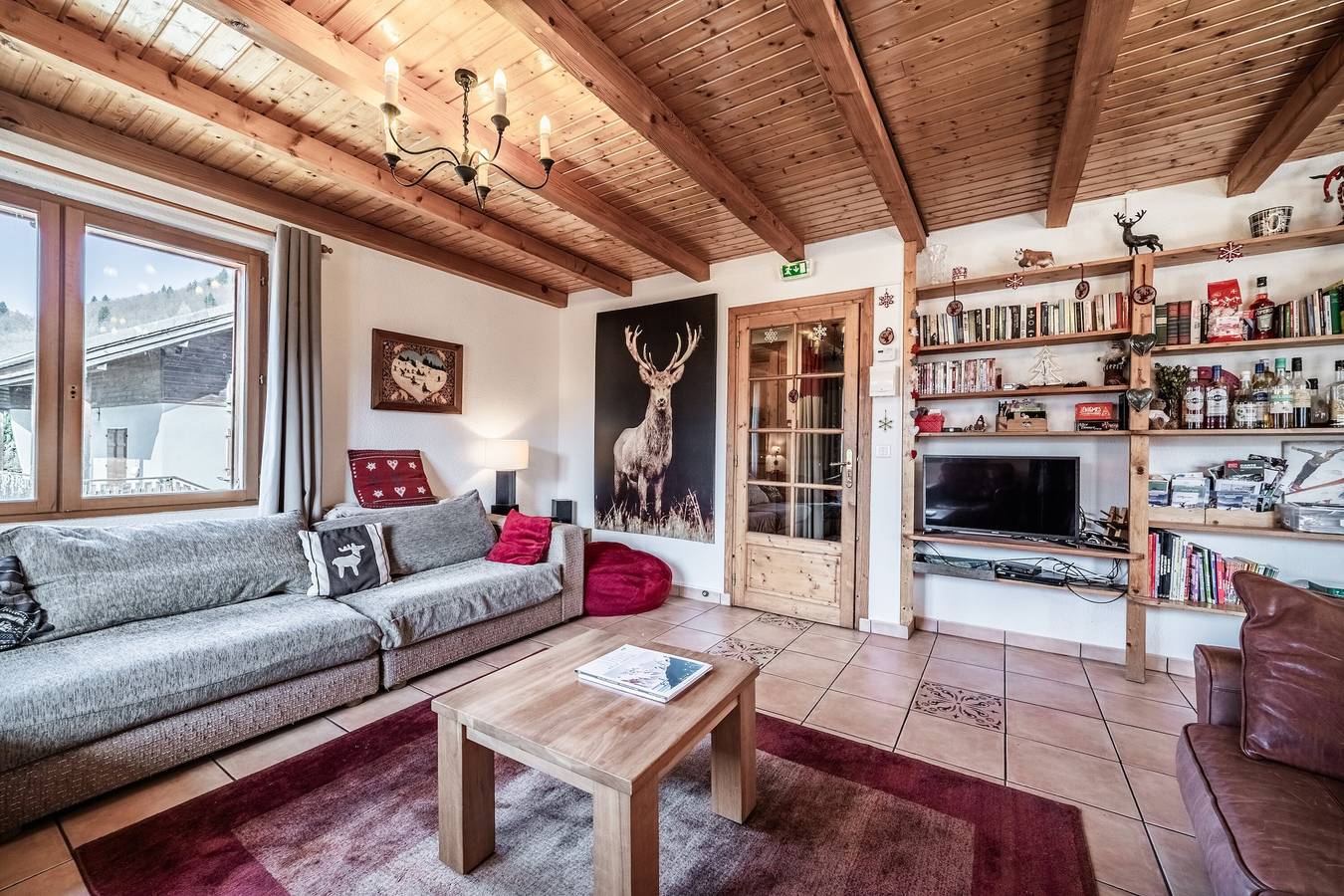 Chalet 'La Perle' con acceso fácil a Avoriaz y al jacuzzi in Montriond, Les Portes du Soleil