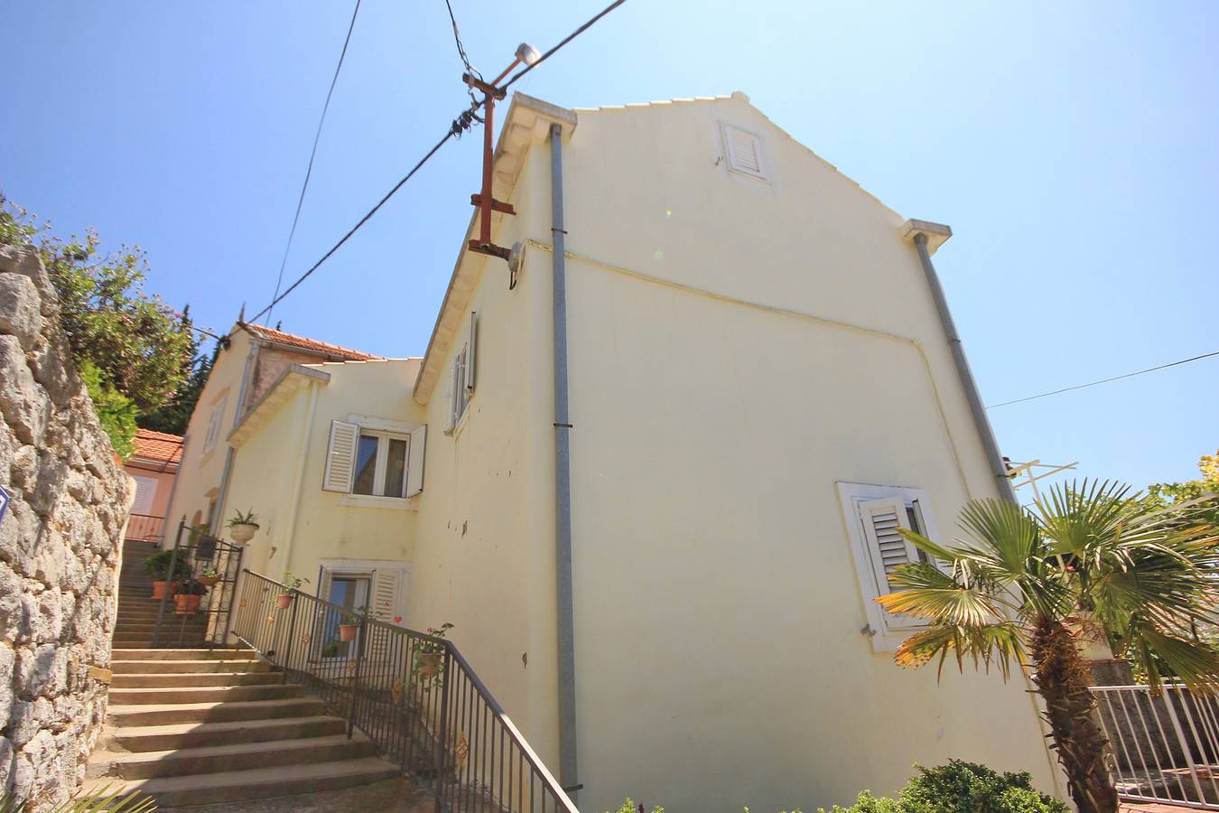 Ganze Wohnung, 3-Zimmer-Ferienwohnung mit Terrasse Trsteno, Dubrovnik -a in Brsecine, Grad Dubrovnik