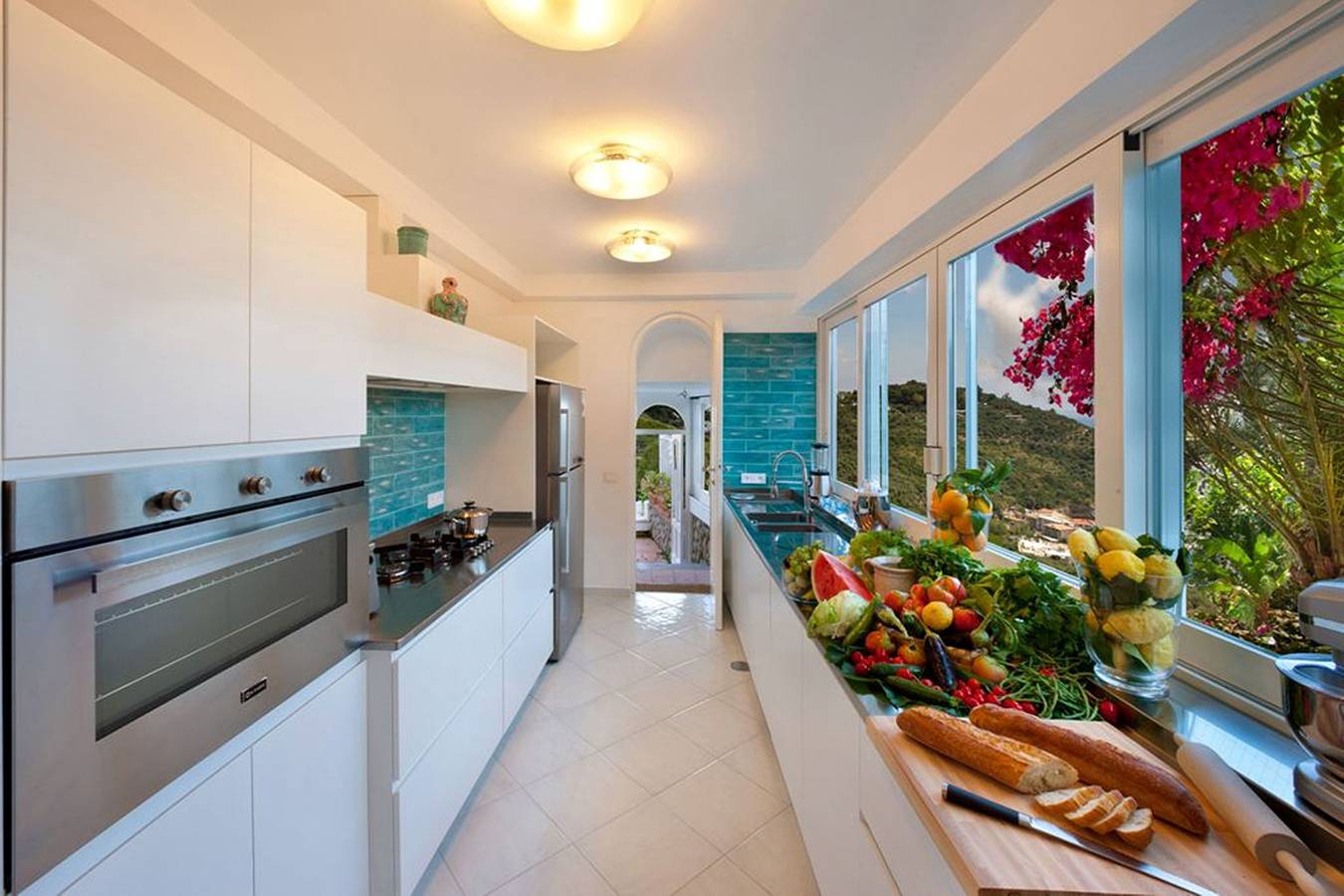 Amore Rentals - Villa Ariadne con Vista Mare, Jacuzzi, Piscina e Colazione in Nerano, Napoli e dintorni