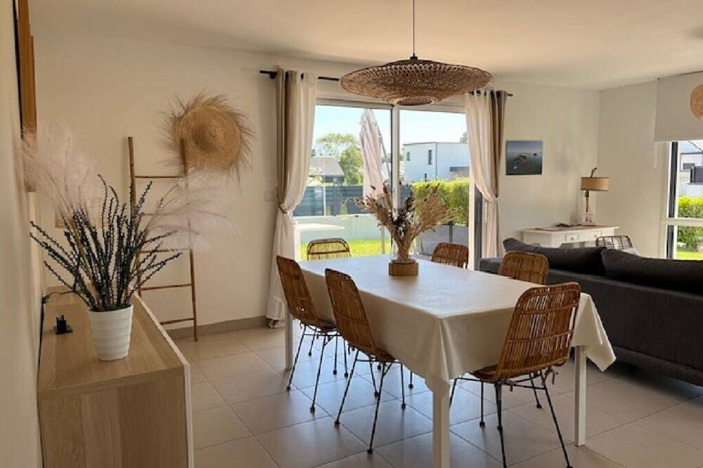 Maison De Vacances pour 6 Personnes dans Saint-Pol-de-Léon, Région de Morlaix