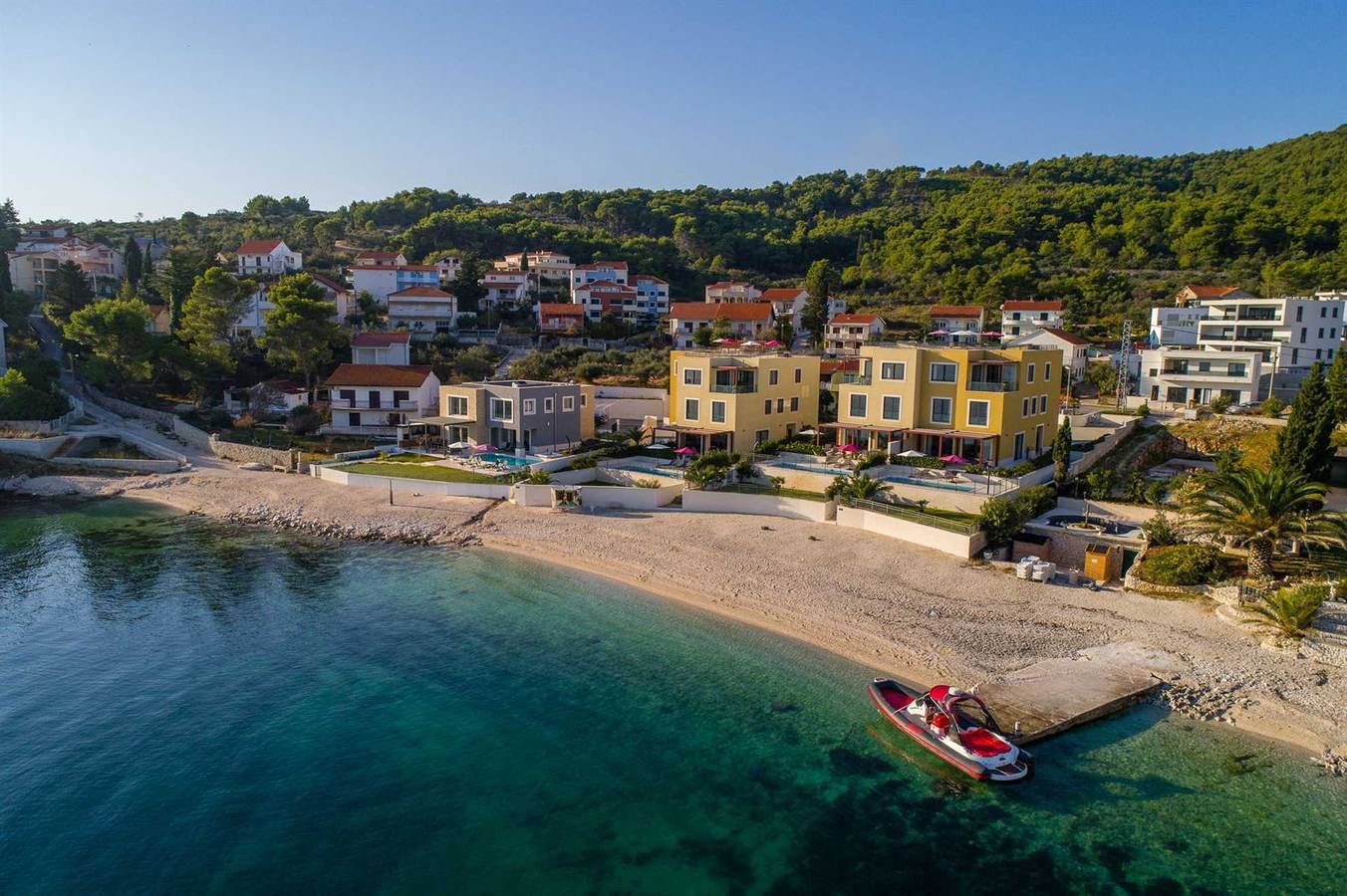 Strandvilla Lemonade mit Pool I in Slatine, Ciovo