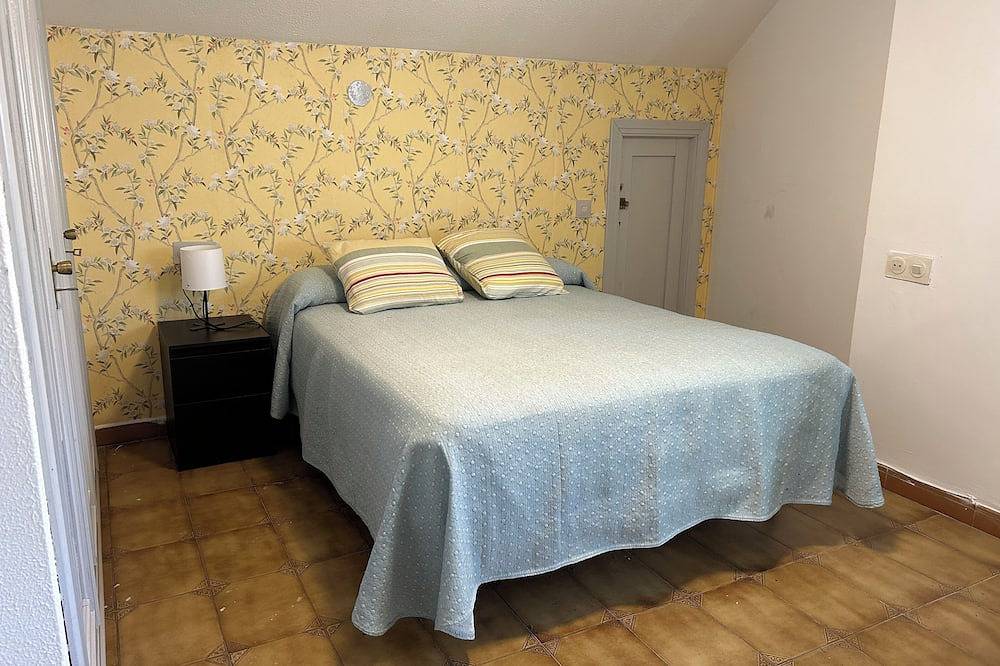 House with garden in Picos de Europa (13 beds) in Cabrales, Picos de Europa National Park