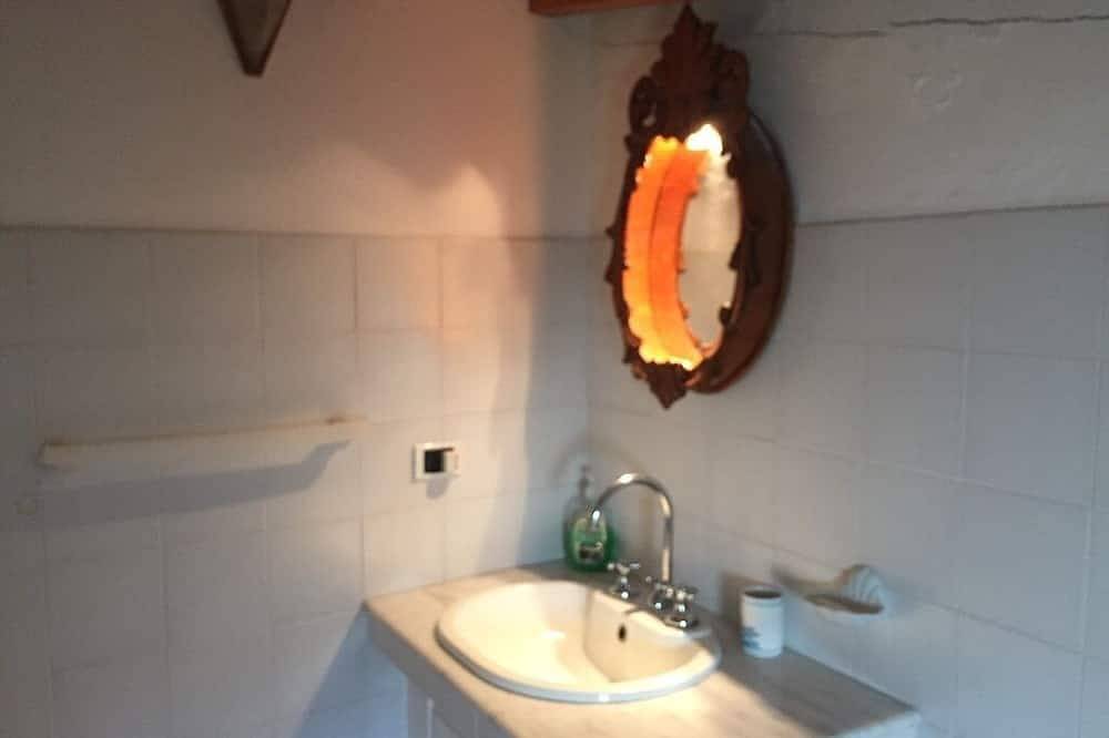 Apartamento entero, La Casa Di Levante, Charming apartment with panoramic terrace. in Milazzo, Provincia de Messina