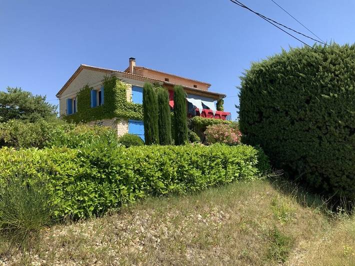 Location de vacances pour 4 personnes, avec jardin ainsi que terrasse et vue à Bédoin - 3