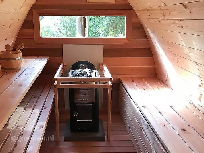 Location de vacances pour 12 personnes, avec balcon/terrasse et sauna ainsi que terrasse et piscine à Stoumont - 4