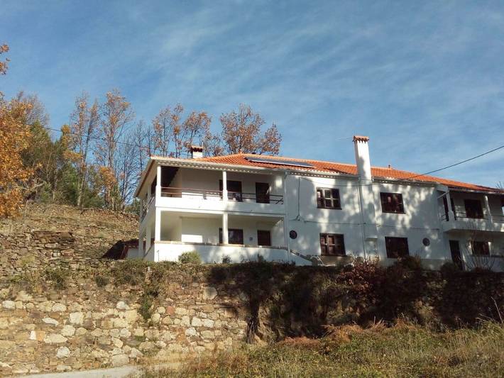 Casa de férias para 8 pessoas, com jardim e vista, com animais de estimação em Manteigas