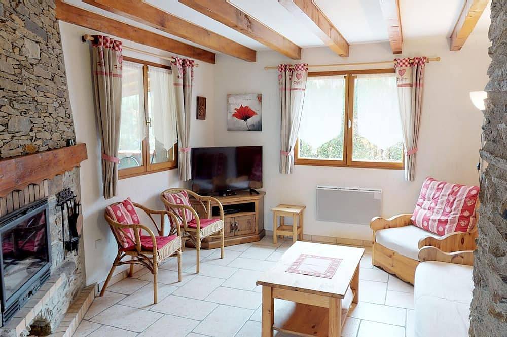 Chalet estats | Rent for 9 people in Vicdessos | France Saintjeandumontcalm.fr in Val-de-Sos, Parc naturel régional des Pyrénées ariégeoises