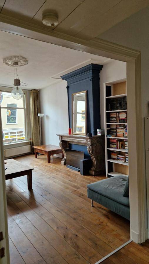 Geheel vakantieappartement, Spacious double room in homestay historic Gouda in Gouda, Groene Hart