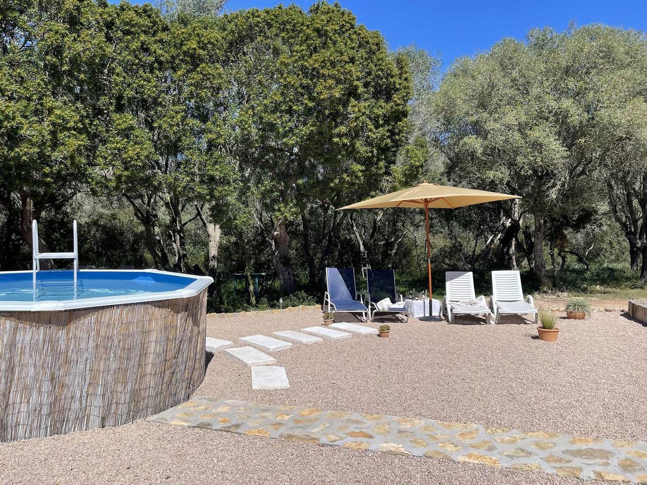 Charming Holiday Home with Pool, Bbq, and Scenic Views in Majorca's Heart in Lloret de Vistalegre, Majorca Center