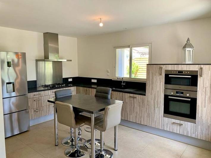 Location de vacances pour 6 personnes, avec vue et terrasse à Petreto-Bicchisano - 4