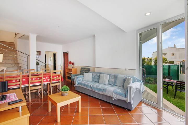 Casa de férias 'Oura Southvilla Algarve' com piscina partilhada e Wi-Fi in Albufeira e Olhos de Água, Distrito de Faro