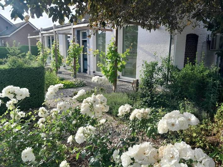 Vakantiehuis voor 2 personen, with Terras and Tuin as well as Sauna and Uitzicht in Thorn