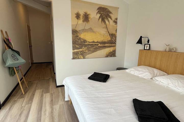 Location de vacances pour 6 personnes, avec jardin et terrasse dans Plage des Gollandieres (Le Bois-Plage-en-Re) - 3