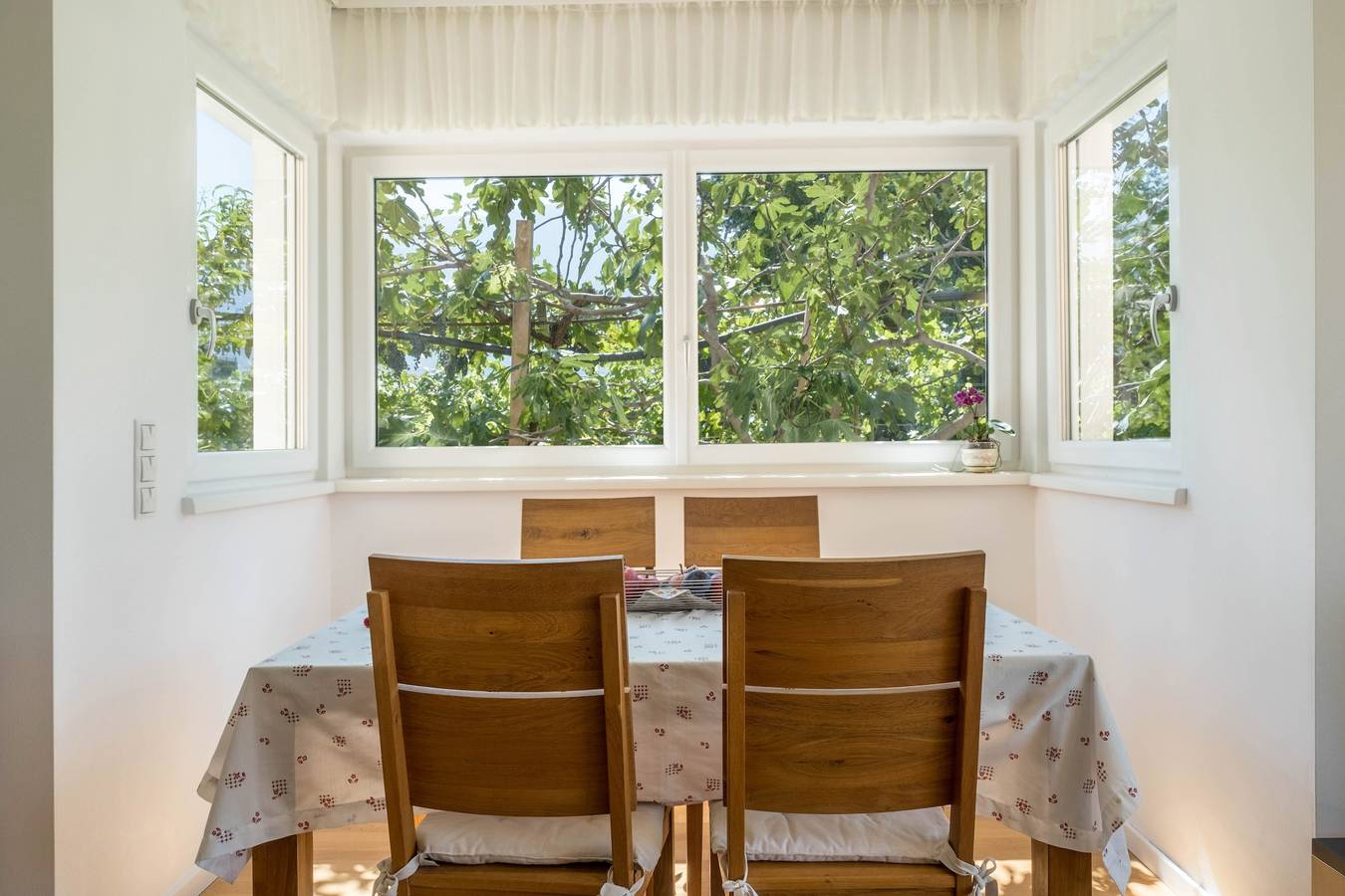 Appartamento intero, Accogliente appartamento "Urbanhof - Juzer" con vista sulle montagne, Wi-Fi e balcone in Gries-San Quirino, Bolzano