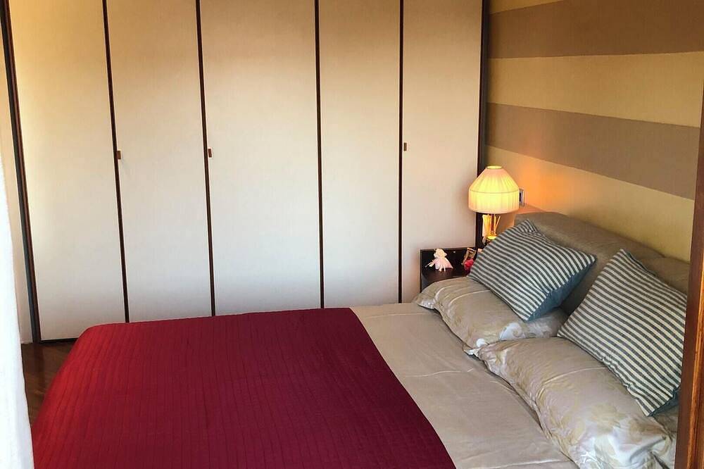 Ganze Wohnung, Homerez - Elegantes Apartment in Monza mit Gartenblick in Monza, Brianza