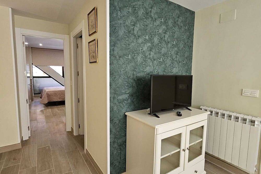 Appartement entier, La Herencia B. Fully equipped duplex. in Ponferrada, El Bierzo