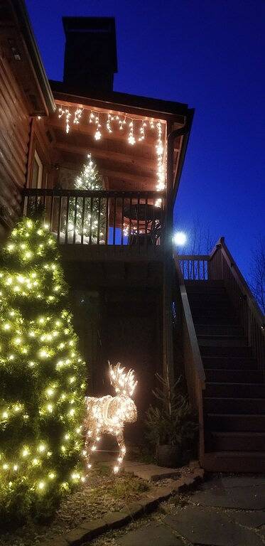 Log Cabin for 8 Guests in Blue Ridge Mountains, North Carolina