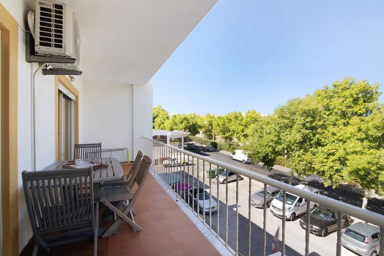 Apartamento inteiro, Apartamento 'Golden Rana' com piscina partilhada, Wi-Fi e ar condicionado in Monte Choro, Albufeira