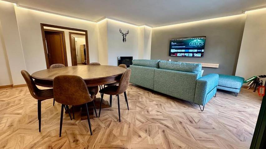 Ferienwohnung für 6 Personen, mit Ausblick und Balkon - 1