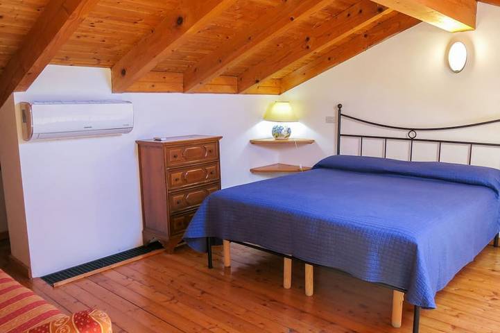 Le Rose Rosse in Grazzano Badoglio, Asti Provinz
