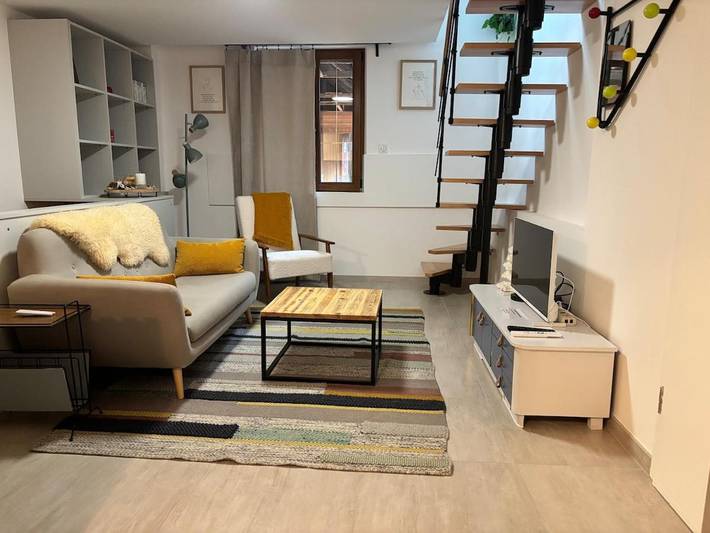 Gîte pour 2 personnes, avec terrasse et jardin, animaux acceptés à Pfaffenheim