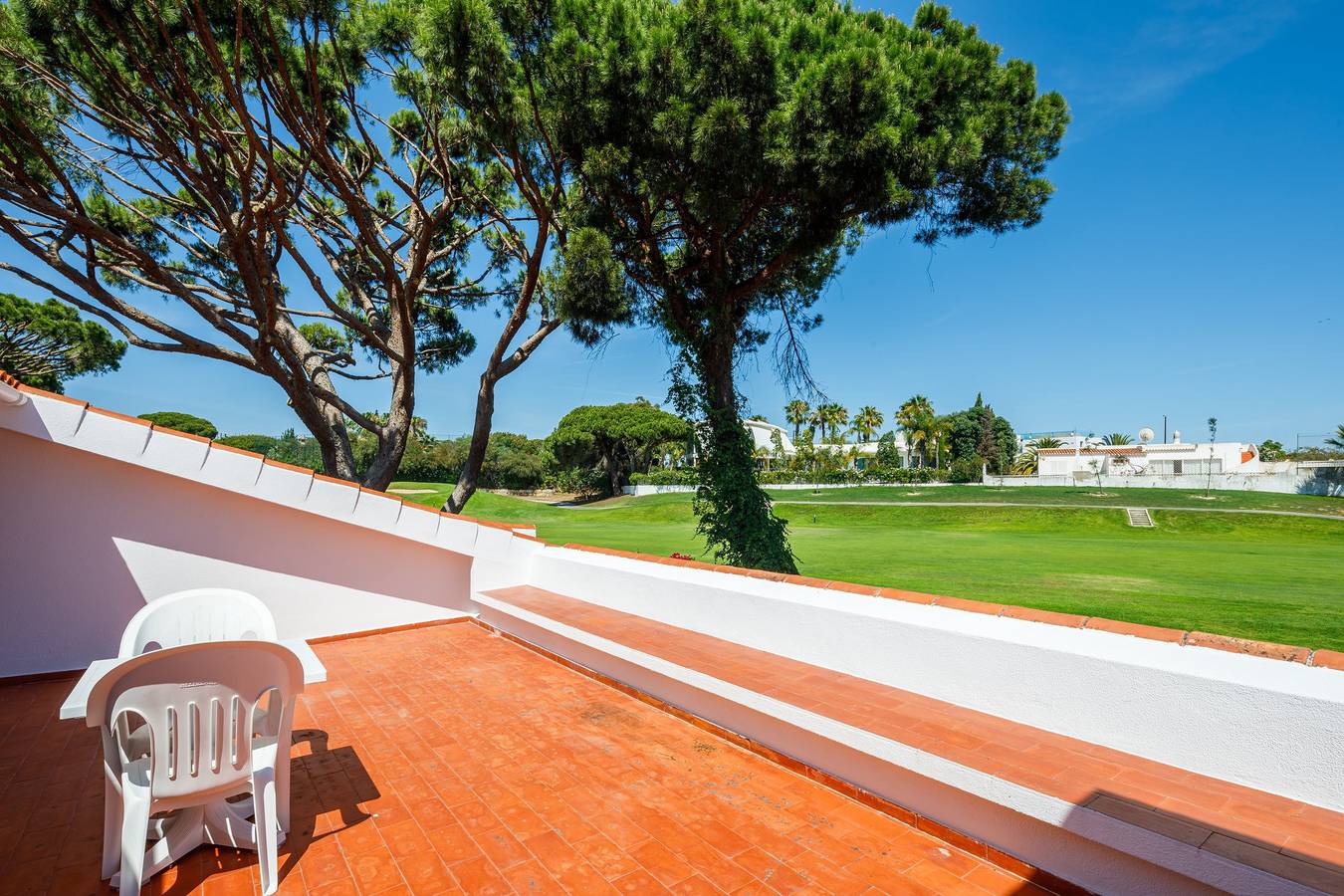 Villa Quadradinhos 38Q | 4 Bedrooms | Private Pool | Short Walk To The Beach in Vale do Lobo, Almancil