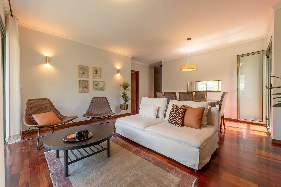 Ganze Wohnung, Ferienwohnung für 4 Personen mit Balkon in Santa Cruz (Madeira), Madeira