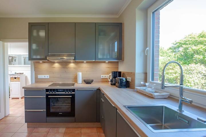 Ferienhaus mit Meerblick für 5 Personen, mit Pool und Garten sowie Terrasse in Wyk auf Föhr (Stadt) - 3