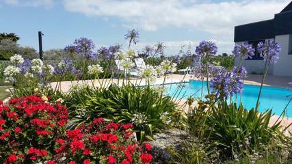 Gîte pour 5 personnes, avec piscine et jardin, animaux acceptés à Brignogan-Plages