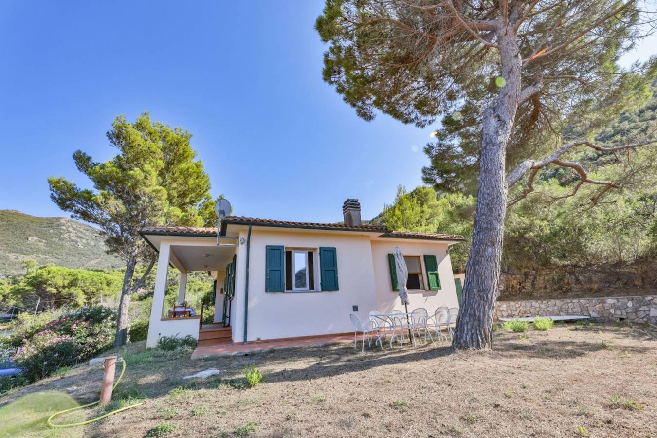 Villa Lorenzo in Nisporto, Rio nell'Elba