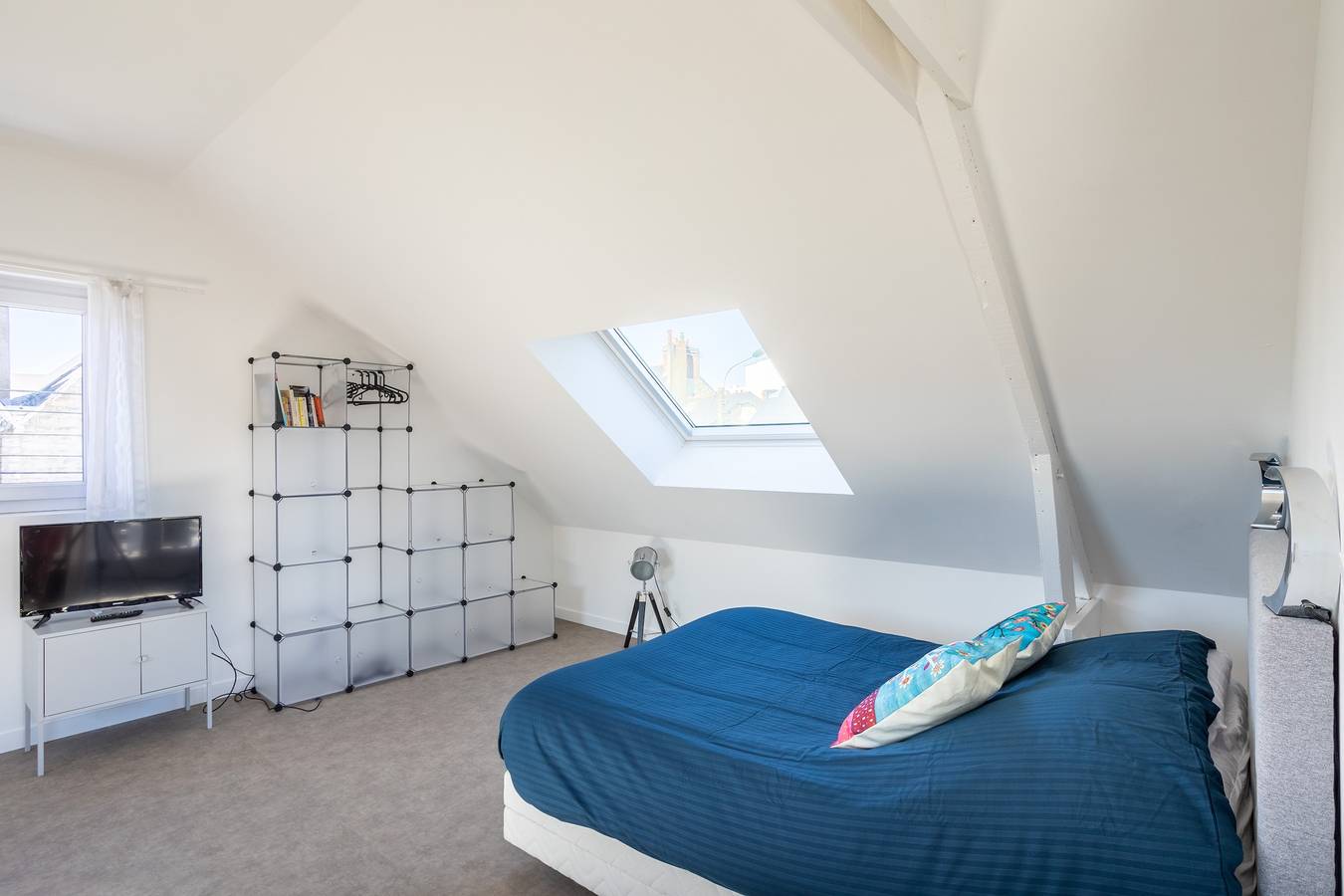 Appartement entier, Teranga - Studio avec grande terrasse dans Rennes in Rennes, Région de Rennes