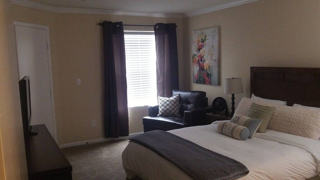 Ganze Wohnung, Vorstand / Hiker Oasis in ruhiger Lage - 15 Min. Um Strip - New Rental! in Las Vegas, Red Rock Canyon