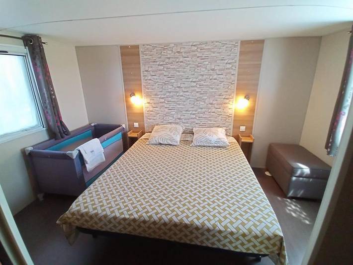 Location de vacances pour 4 personnes, avec vue ainsi que jardin et piscine à Maraussan - 3