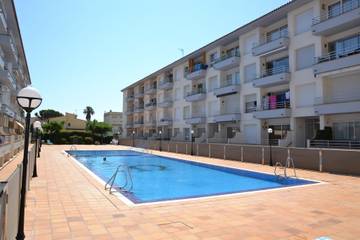 Apartment for 4 People in l'Estartit, Torroella de Montgrí, Photo 1