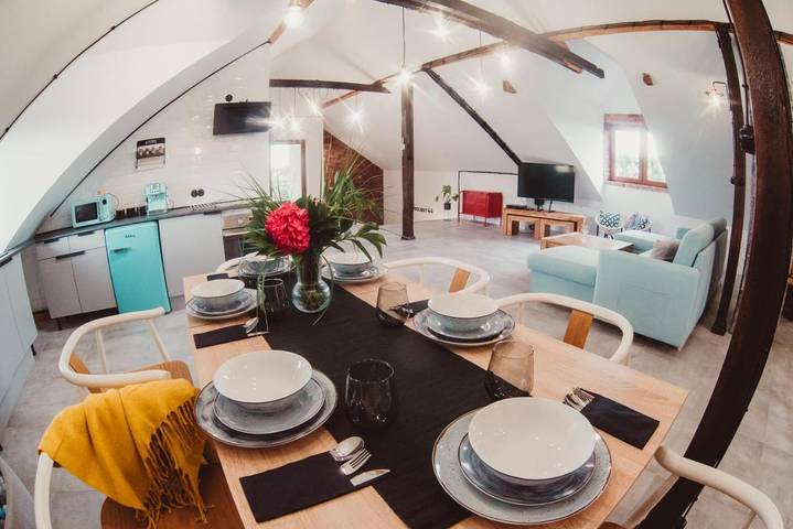 Apartament wakacyjny dla 9 osób, z Balkon i Taras w Oświęcim