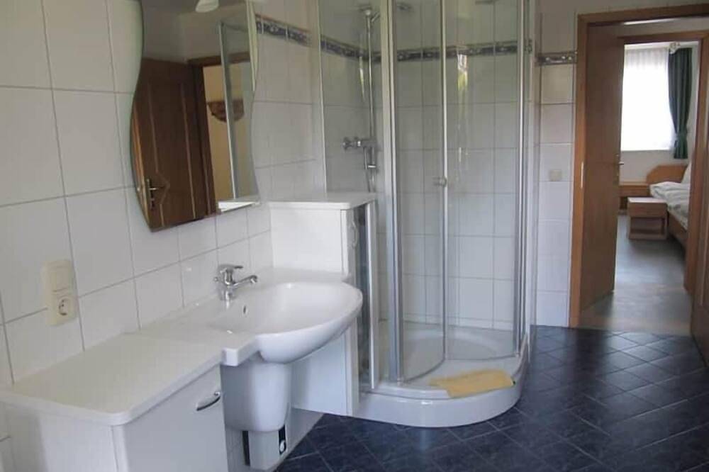 Ganze Wohnung, Elementa Lodges Appartement Typ B in Thale, Harzvorland
