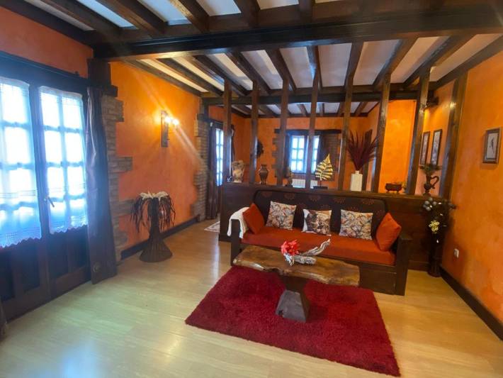 Casa de huéspuedes para 2 personas, con jardín además de terraza y vistas, Se admiten mascotas en Besaya - 2