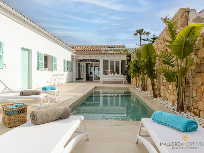 Villa für 6 Personen, mit Garten und Terrasse