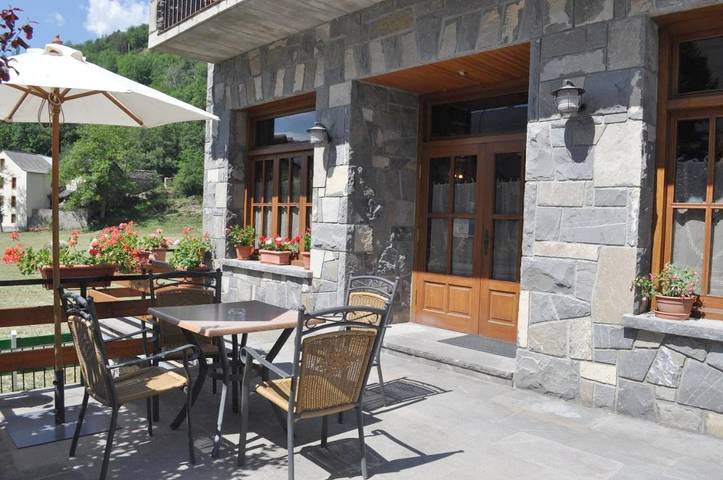 Hôtel pour 2 personnes, avec jardin et vue à Broto - 4