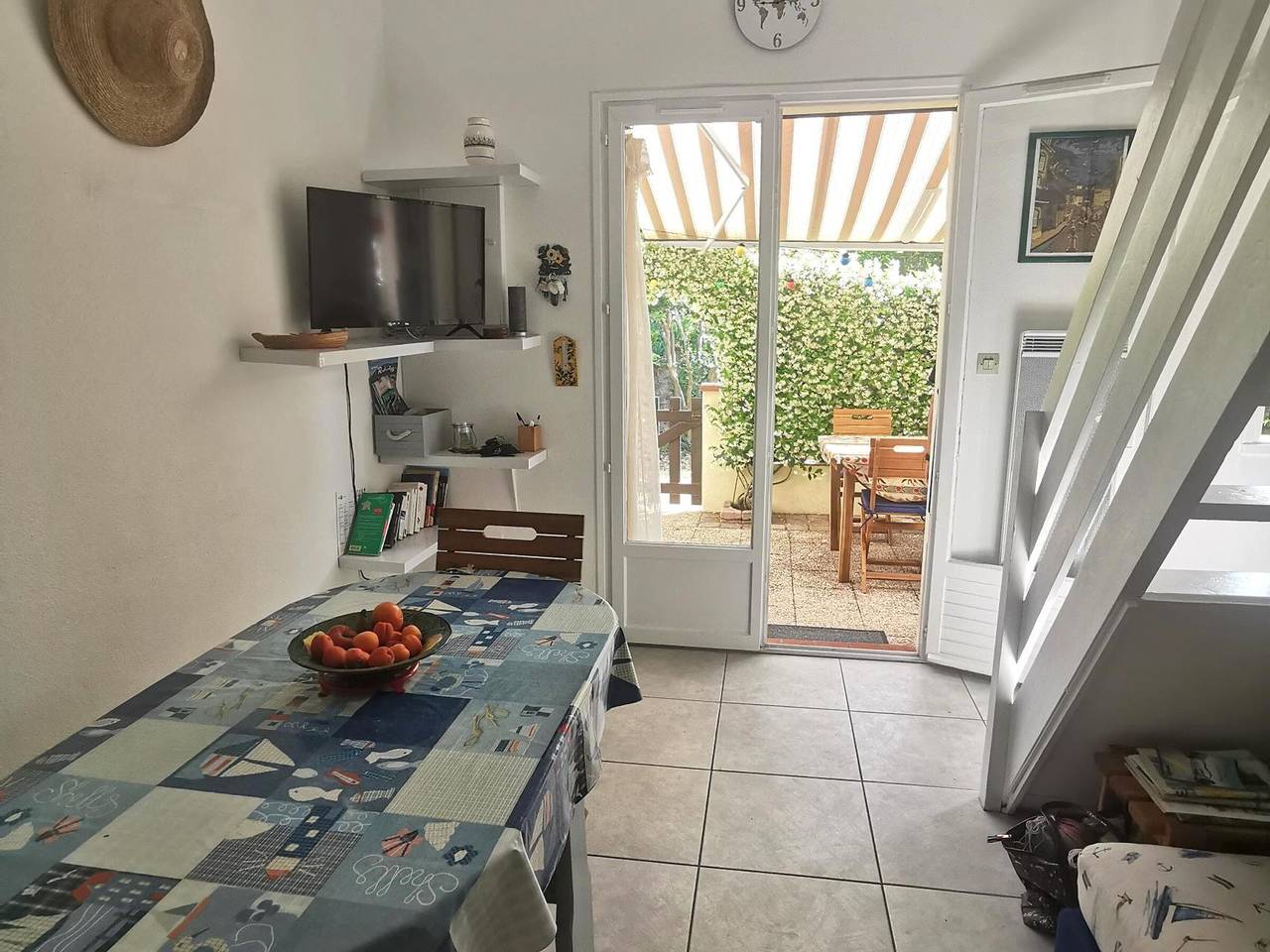 Helles Ferienhaus in ruhiger Lage, 500m vom Strand, gesicherter Parkplatz, Terrasse, 6 Schlafplätze in La Côte Vermeille, Argelès-sur-Mer