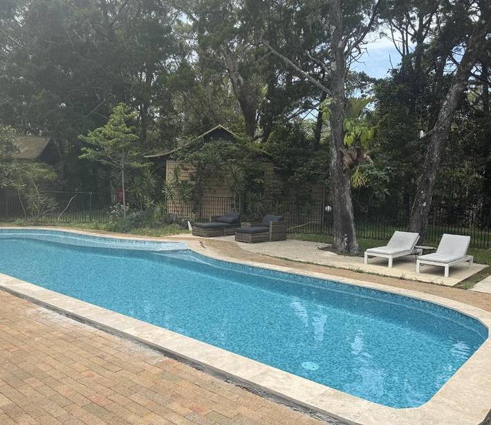 Resort para 3 personas, con jardín y piscina, Se admiten mascotas - 1