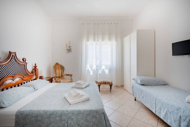 Chambre d’hôte pour 3 personnes, avec jardin à Bari - 4
