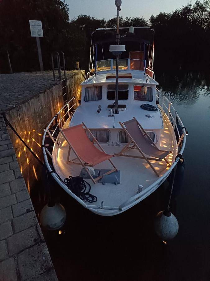Bateau pour 2 personnes, avec vue et terrasse en Nouvelle-Aquitaine